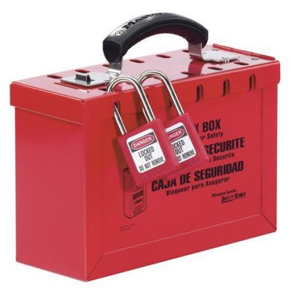 Przenośne pudełko zamka grupy Masterlock - czerwone, powlekane - Latch Tight ™ - 498A